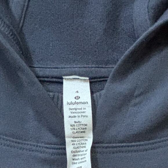 Lululemon All Yours Cropped Sweatshirt Hoodie Ink Blue Size 4 Crispy Pull Tag - Picture 9 of 9